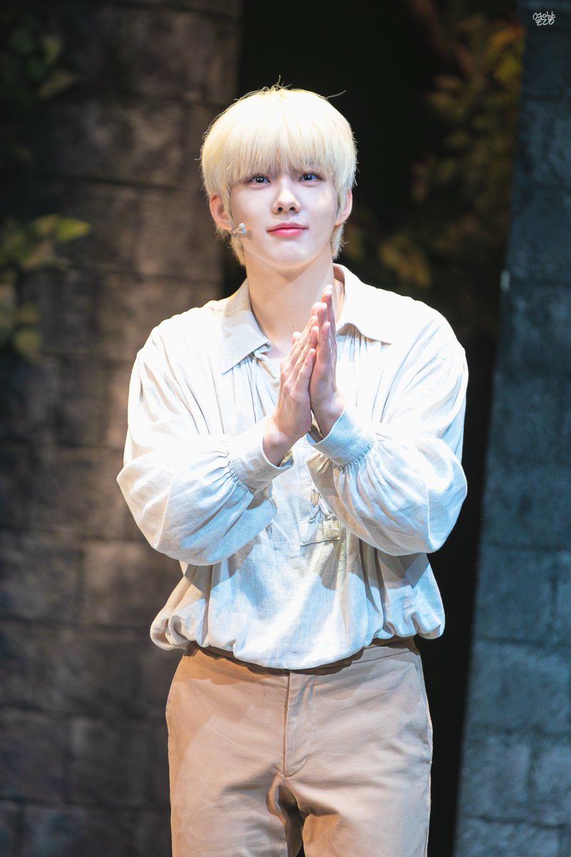 옅은향 tweet media