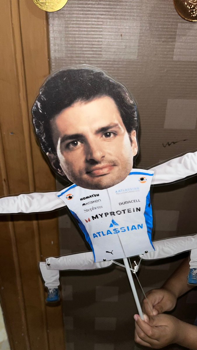 kakai 🪐🦄 tweet media