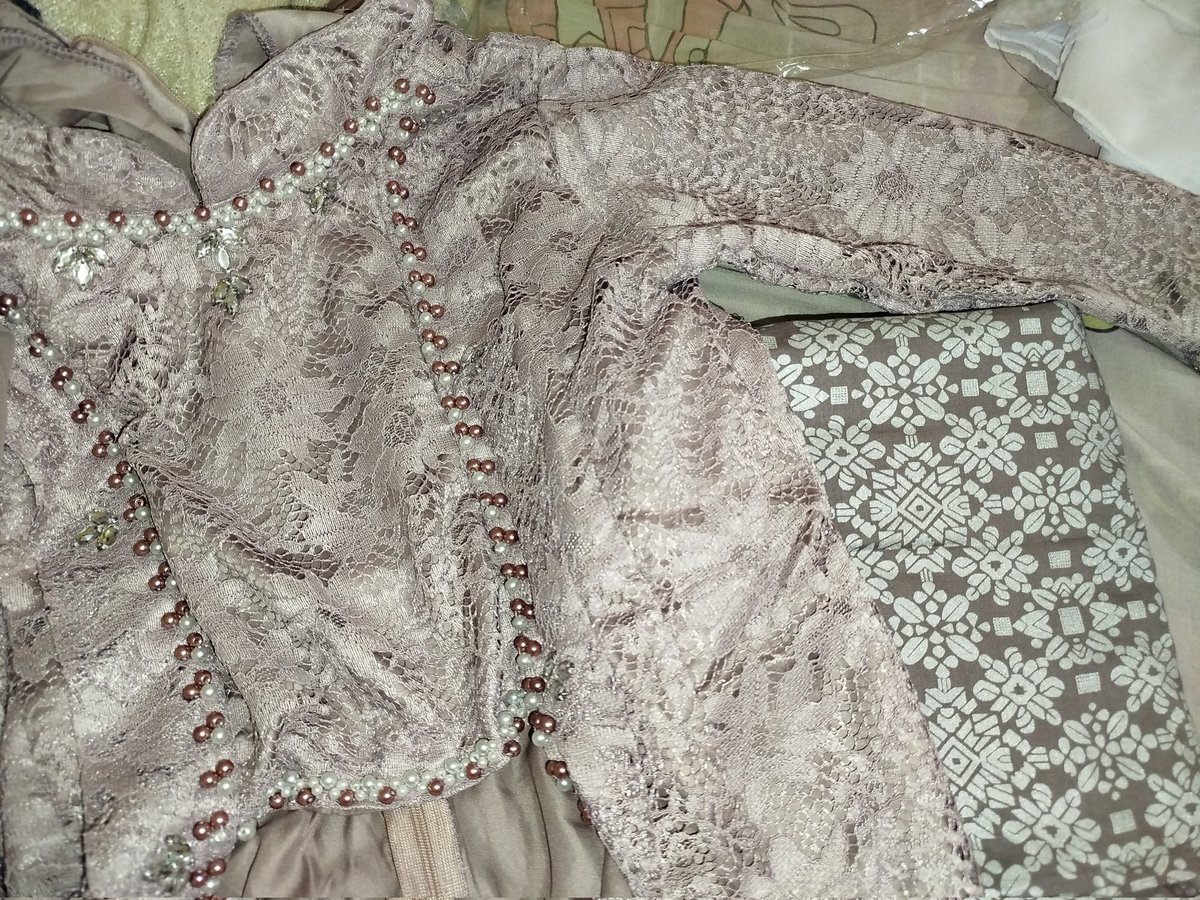 Lora - 📌 wts akun sultan tweet media