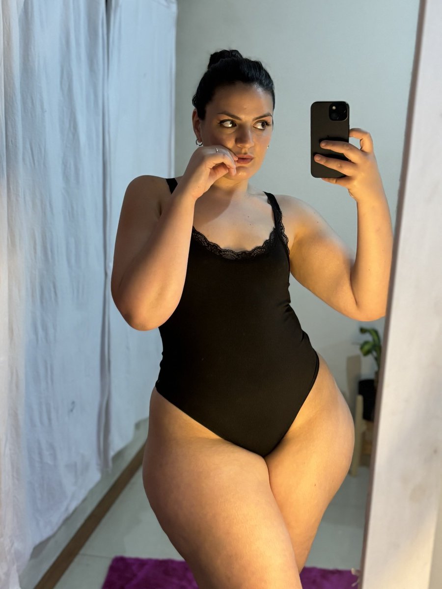 Chloé | ⏾⋆.˚ tweet media