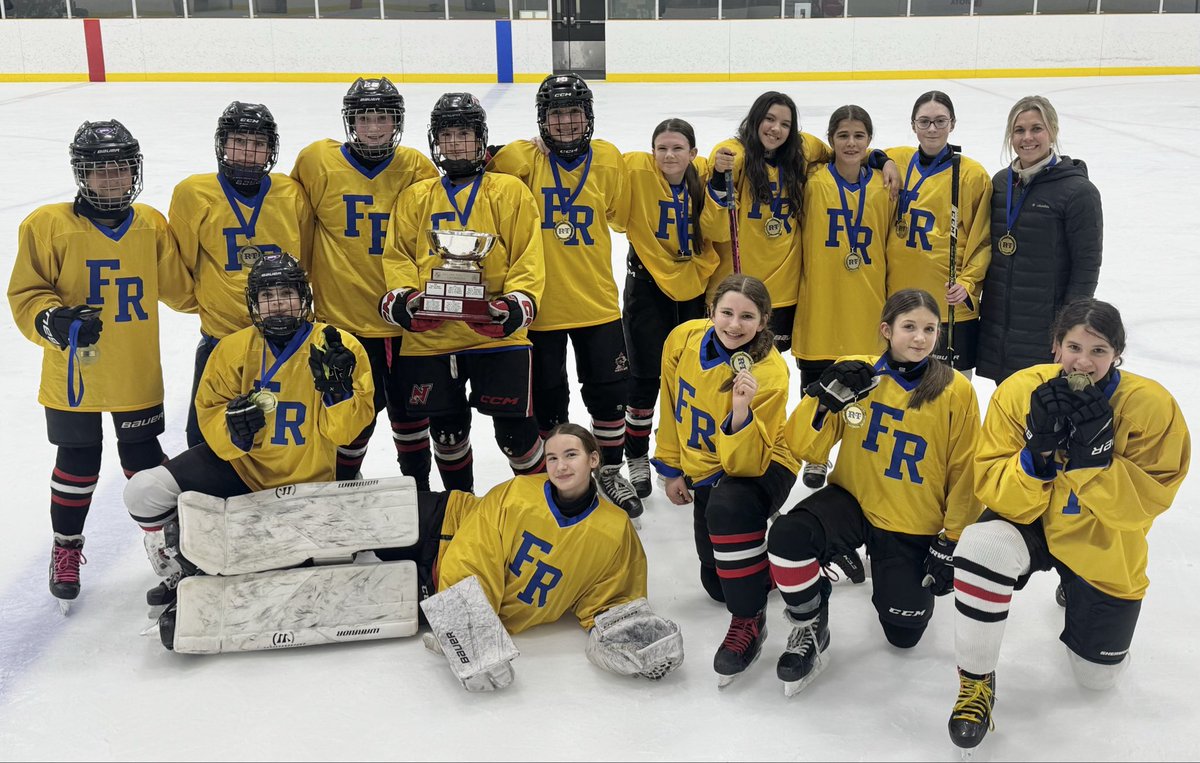 MsADavis11's tweet photo. Congratulations to our Girls Hockey Team on their tournament win last week! Always proud to be a Royal💙💛 @FrankRyanOCSB @FRANKRYANPHYSED https://t.co/8MljxjNvqX