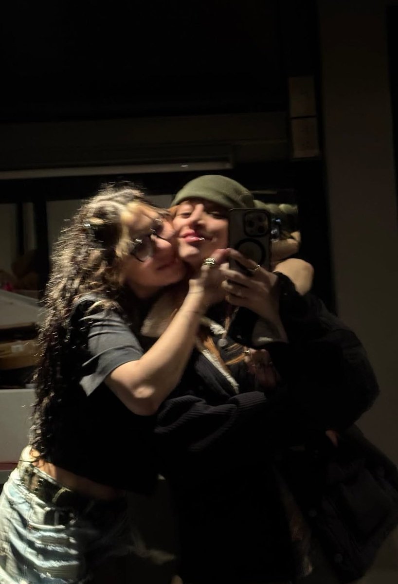 valentinaa🌶️ tweet media