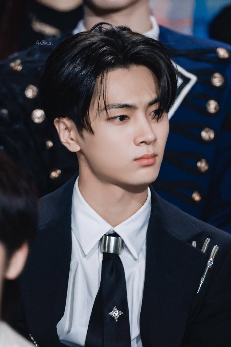 믕이.. tweet media