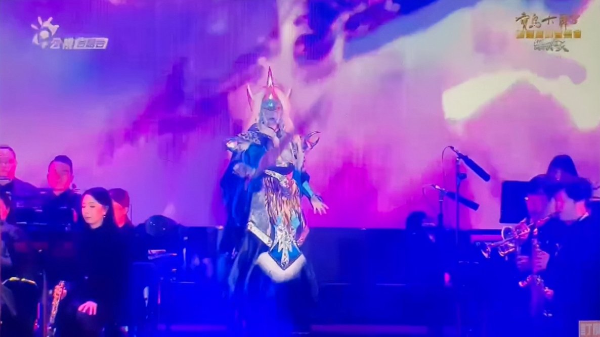 我上電視啦~~
去年在嘉義音樂節上演的「霹靂魔幻音樂會《樂武震天》」終於在昨天正式於公視台語台YT上首播！
在此記錄一下我當天出現過的證明🤣

#霹靂布袋戲 #閻魔旱魃 #布袋戲 #Cosplay