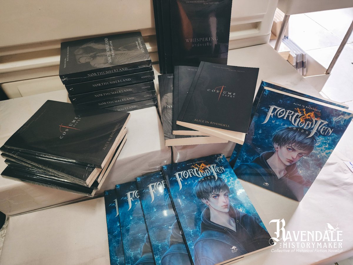 AliceMarryjane's tweet image. คิดแคปชั่นไม่ออก หมดมุกค่ะ 😂
เอาเป็นว่าถ้าชอบเกมการเมืองยุคกลาง สงครามอัศวิน การช่วงชิงอำนาจในราชสำนัก และไวบ์ของยุคที่ความเชื่อและการกดขี่เป็นสิ่งเดียวกัน ไปซื้อเถอะ 🔥🔥🔥

พิกัด --&amp;gt;&amp;gt; #F36 #K27 #N12 

Ps. Forgodten เป็นแฟนตาซี-ไซไฟ-เทพกรีกนะ!
#งานหนังสือ
#จักรวาลหอคอยลอนดอน