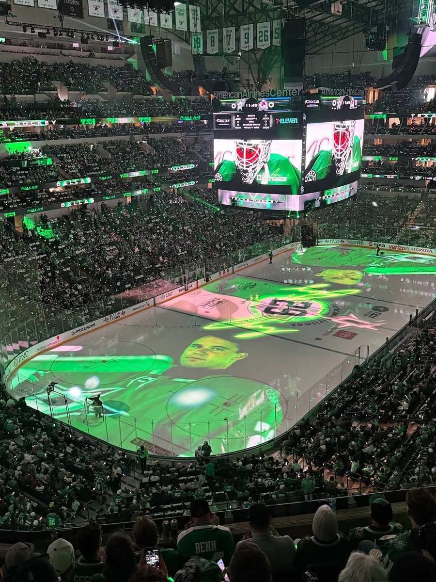 SmrtCindy's tweet photo. @Kitkat_1216 American Airlines Center, Dallas https://t.co/LJXuG8dQsf