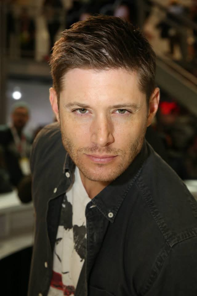 Hourly Jensen Ackles tweet media