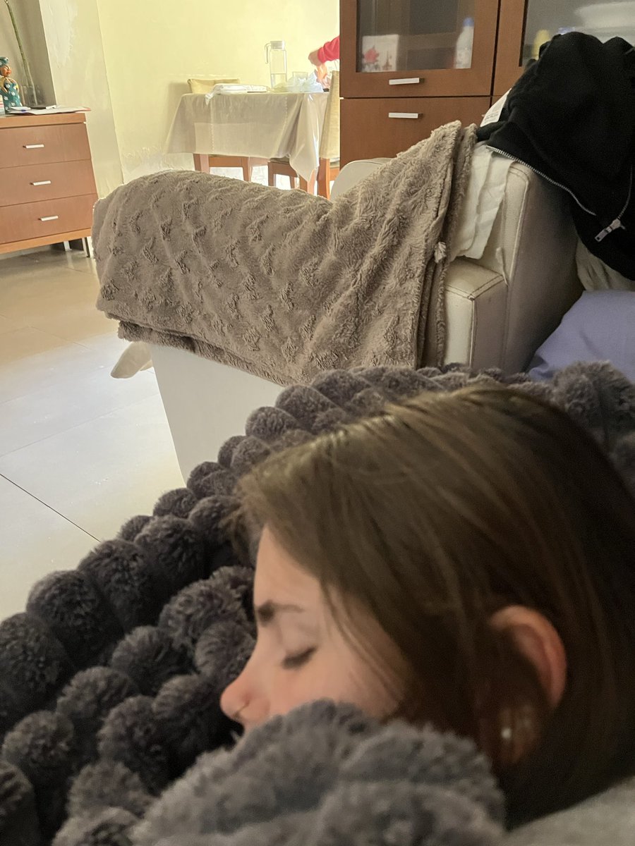 Betetiixx tweet media