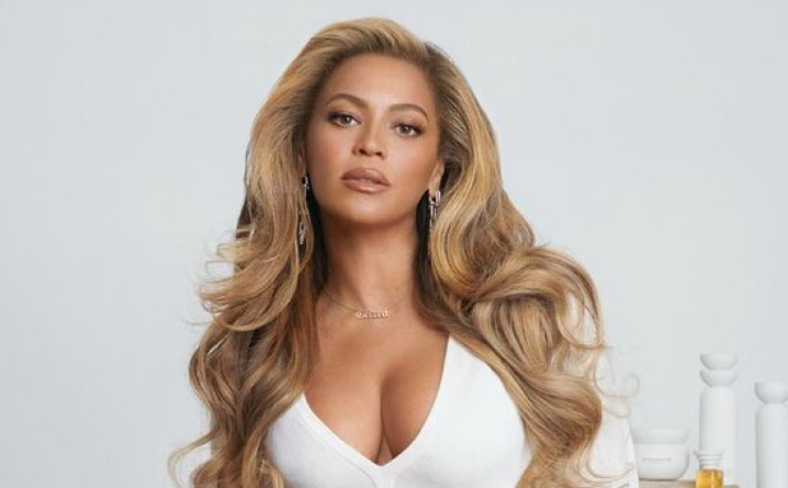 About Music tweet media