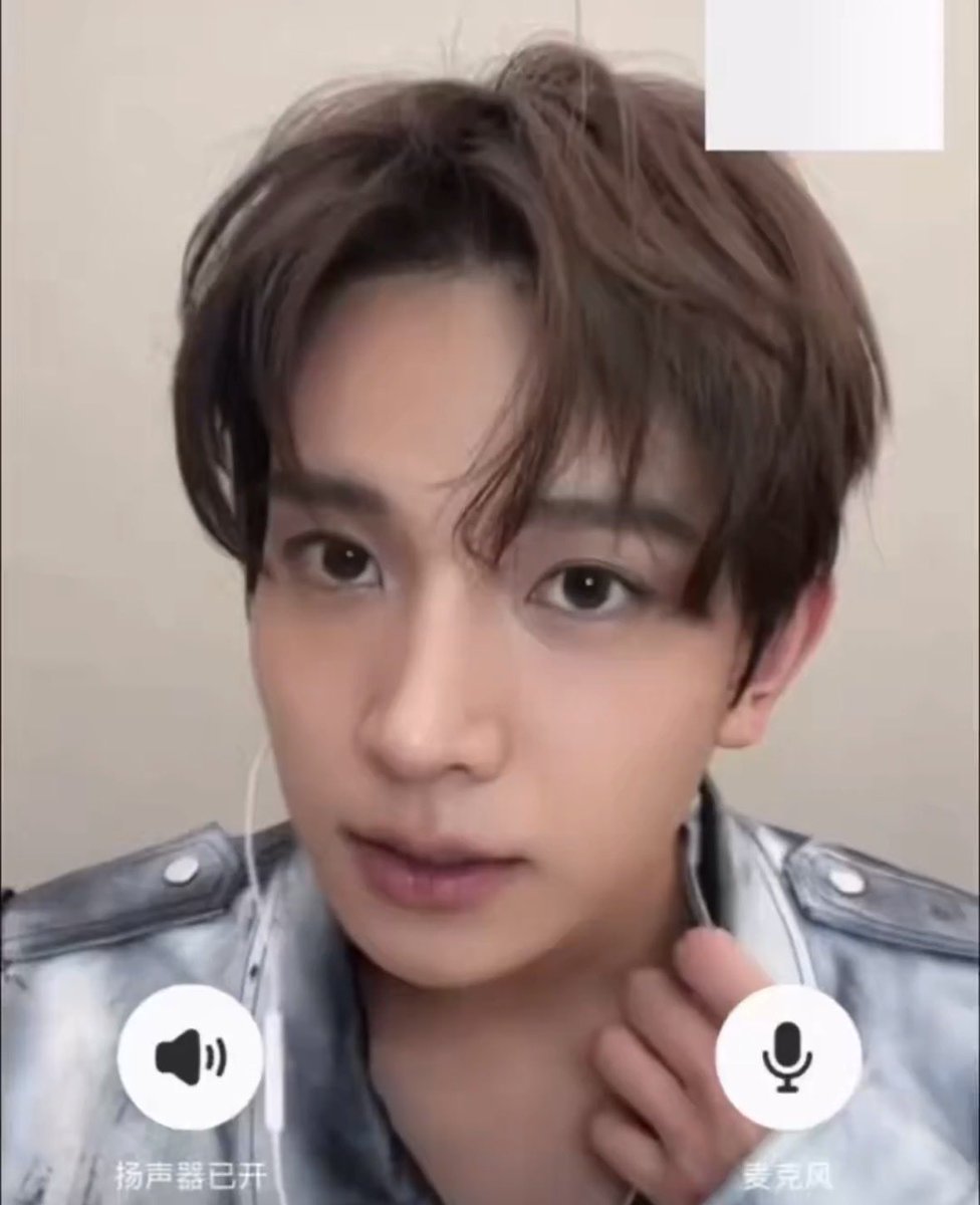 ¹⁰⁰⁹ tweet media