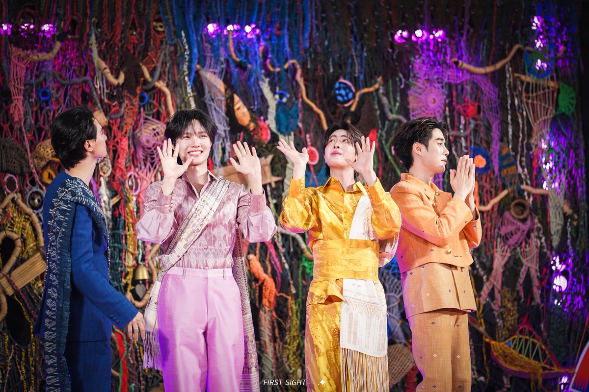 𝘍𝘐𝘙𝘚𝘛 𝘚𝘐𝘎𝘏𝘛── .✦ tweet media