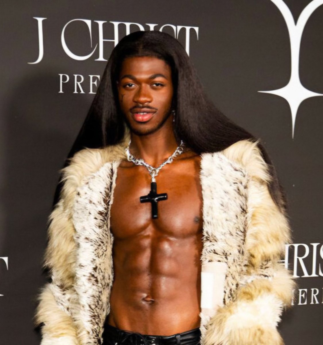 mika ☆ TOUGH LOVE tweet media