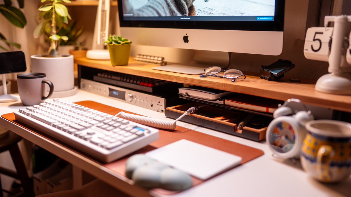 Kazoo / desksetup tweet media