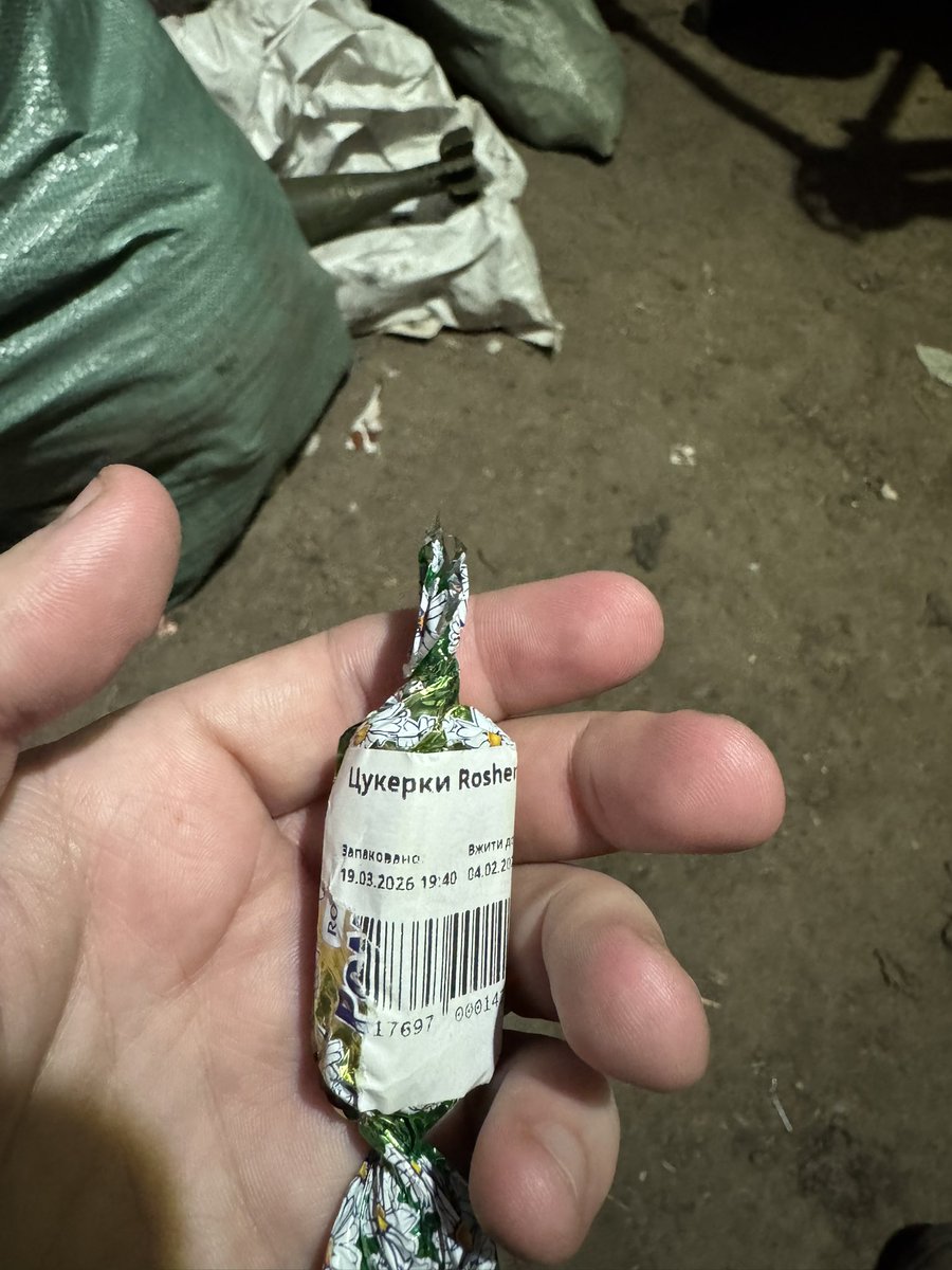 Викупай трохи, нє tweet media