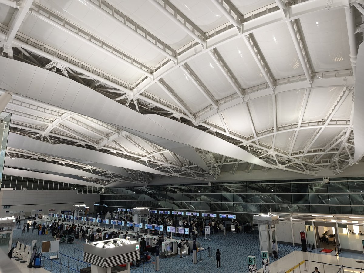 Chanika バンコク tweet media