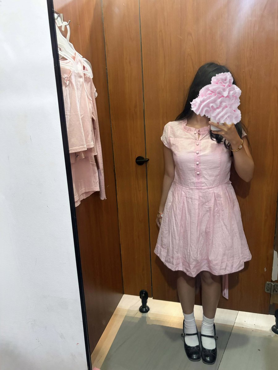 sofia 🌸 ྀི tweet media