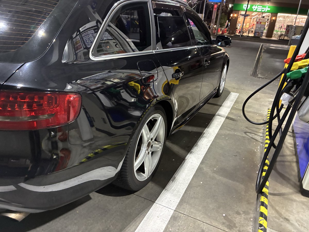 jjj11fe's tweet photo. アウディ A4 アバント 2.0TFSI 
クワトロ Sラインパッケージ

2009年式
7AT 2Lターボ
94,169km（多少伸びます）
車検2026年10月まで
乗って帰れます

25万円現金一括
現車確認東京都小金井市

詳細はDMまでお願いします🙇

#車売ります #AUDI https://t.co/VmtnfcImXK