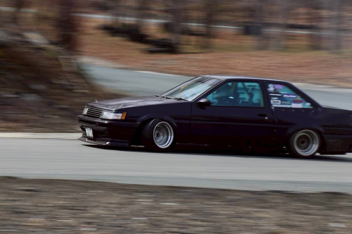 うがー tweet media