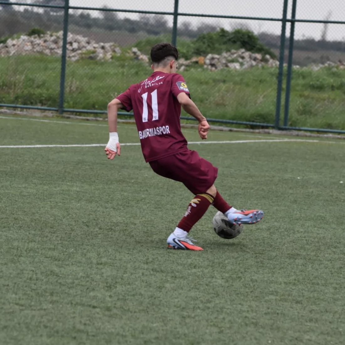 Bandırmaspor, amatör futbolcu Görkem Dağıstanlı’nın Beşiktaş’a transfer olduğunu açıkladı.