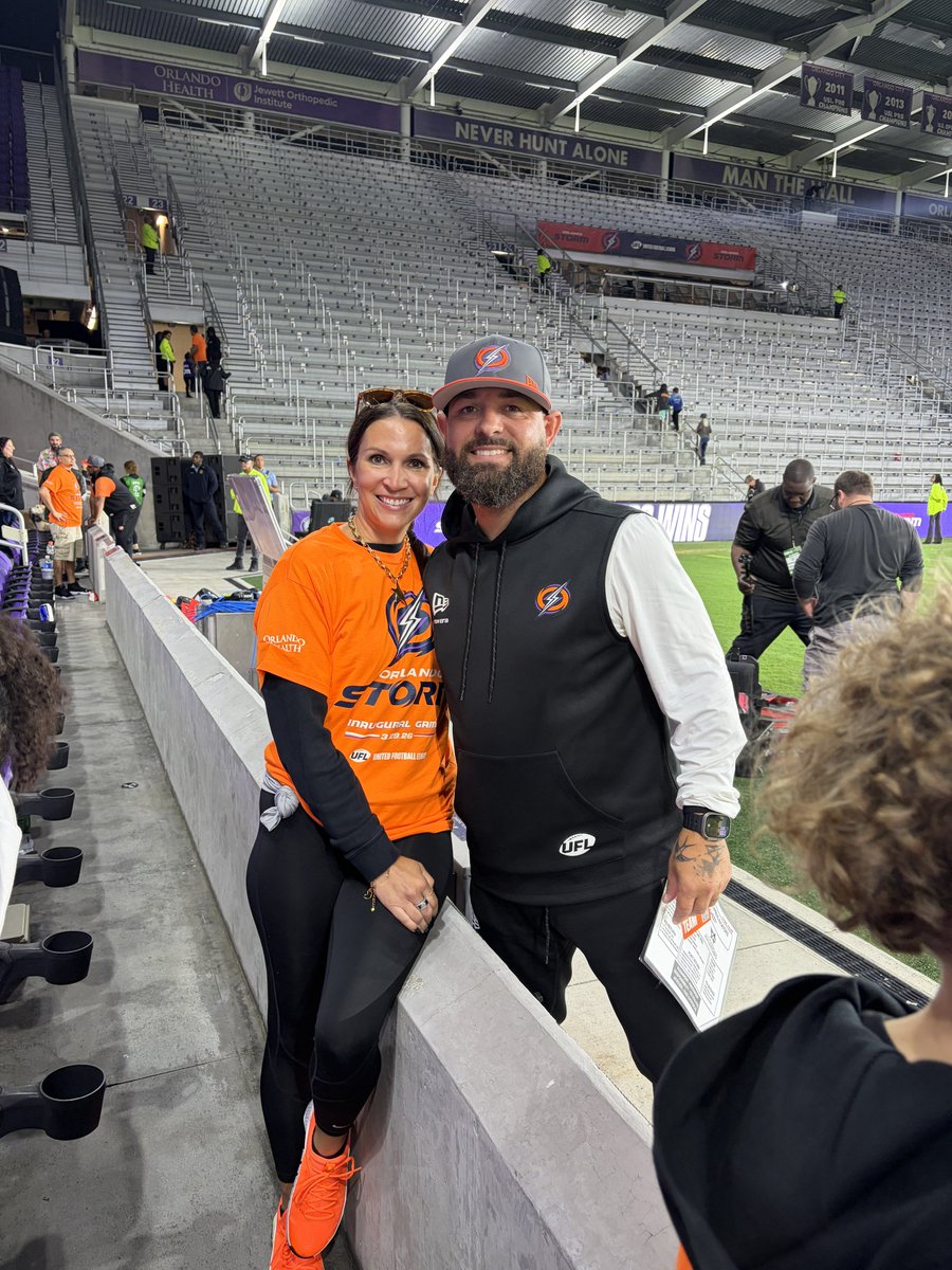 Carl White tweet media