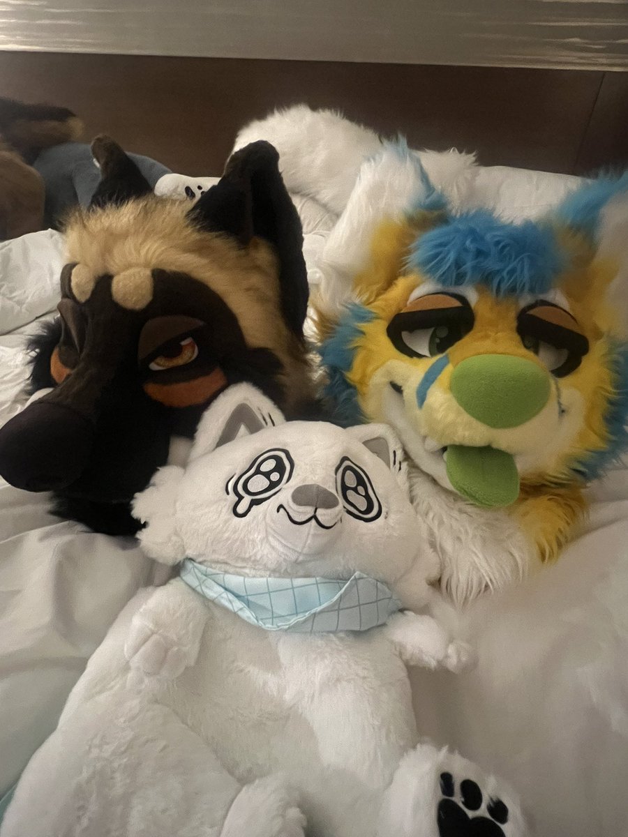 THATS A WRAP!!! I enjoyed TFF SOOOOO MUCH, and I had so much fun. I’m had such good roomies and saw so many good friends this year!! My next planned Con is MegaPlex!! 

I’ll send my TFF 2026 scrapbook entry later once I finish it!!