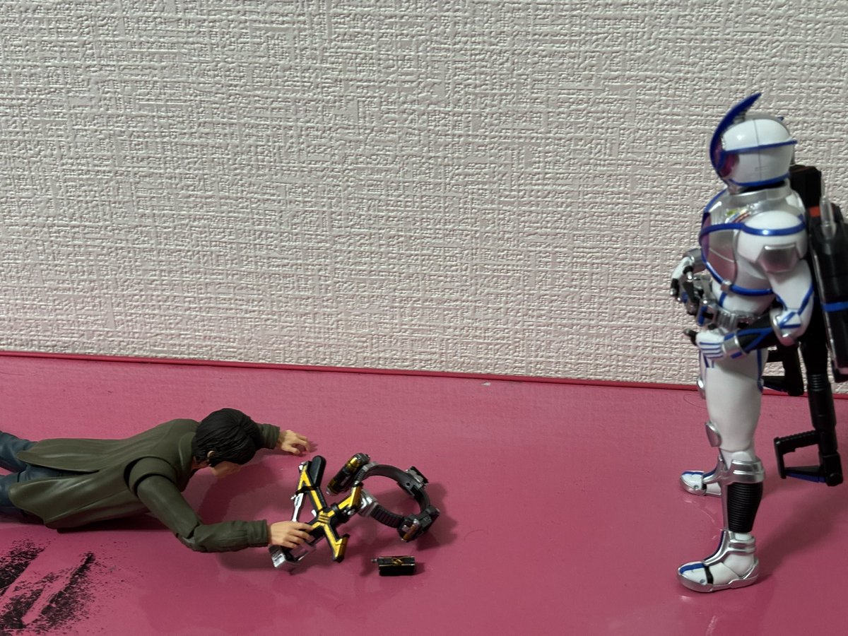 仮面ライバーカリバー tweet media