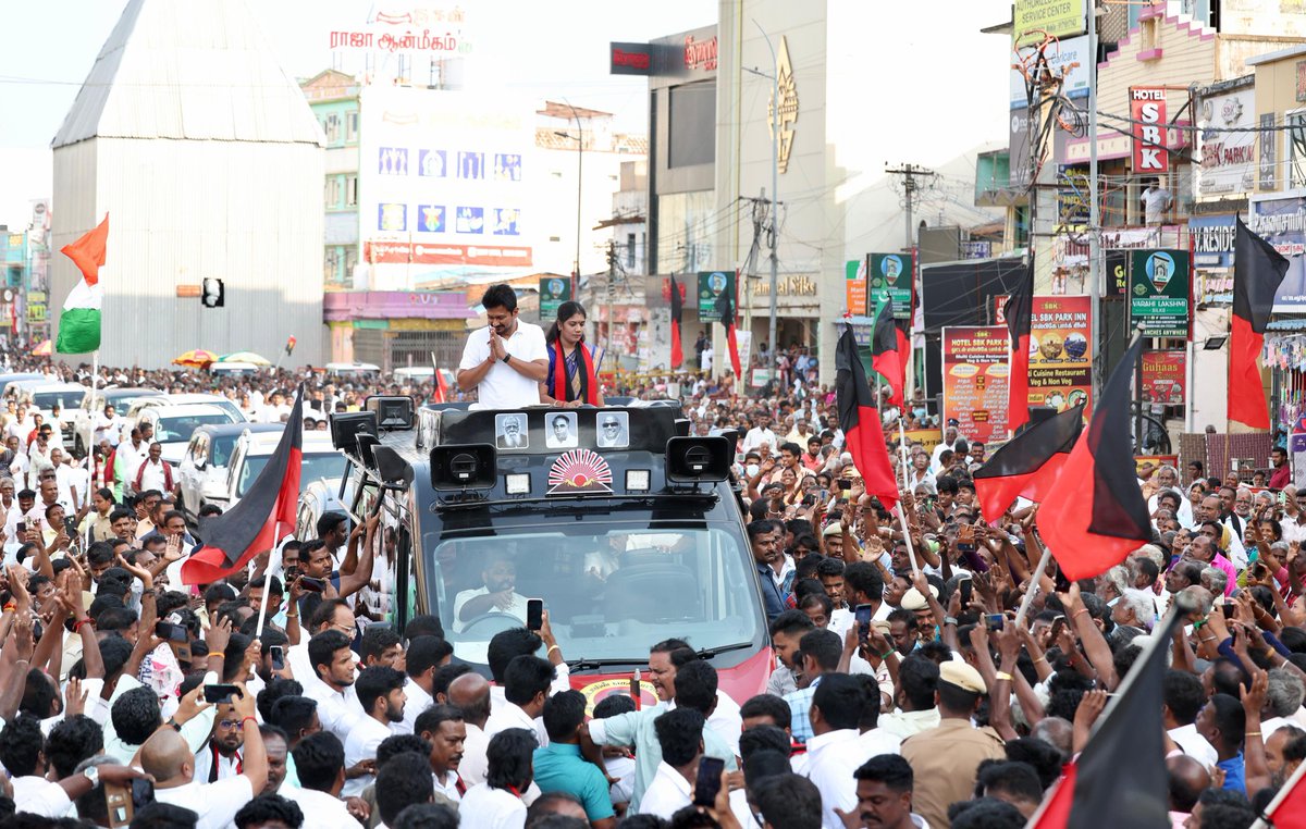 𝐏𝐨𝐨𝐫𝐧𝐢𝐦𝐚𝐂𝐡𝐚𝐧𝐝𝐫𝐚𝐬𝐞𝐤𝐚𝐫 🪄 tweet media