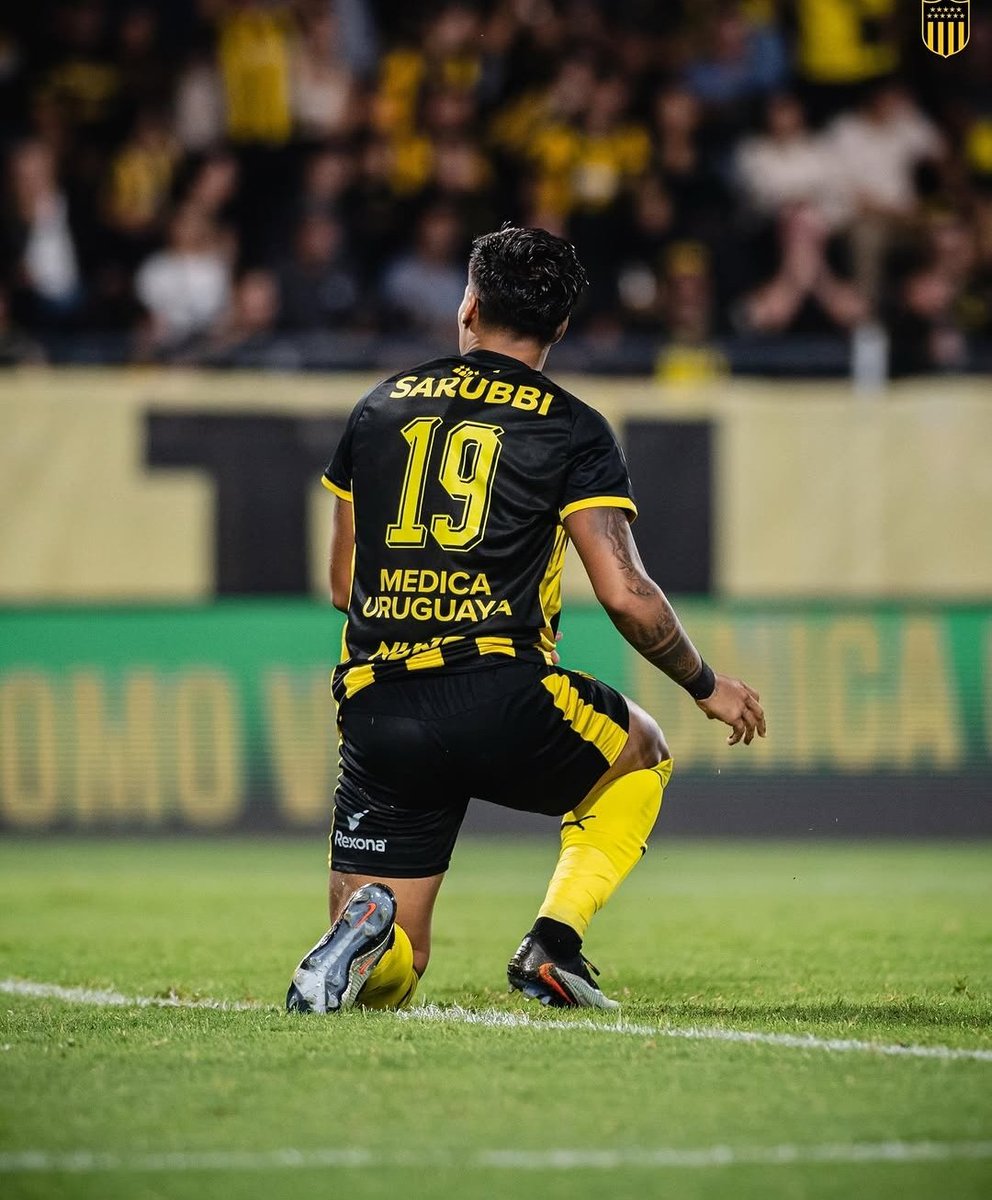 Nicolás Esmoris tweet media