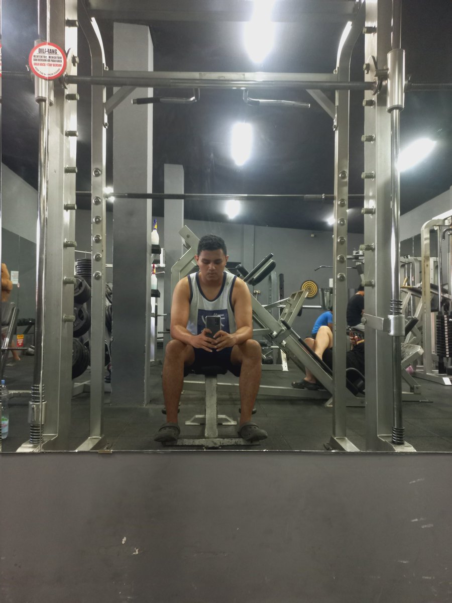 arkielogy tweet media