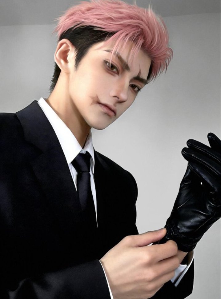 holy_yuji's tweet photo. Perfect Modulo yuji cosplay #jjk  @Hyuxie_cos https://t.co/CTn8fNHOUQ