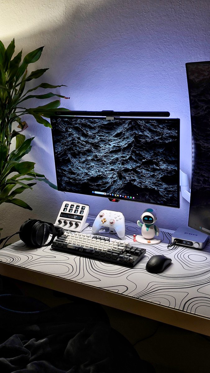 غـدي tweet media