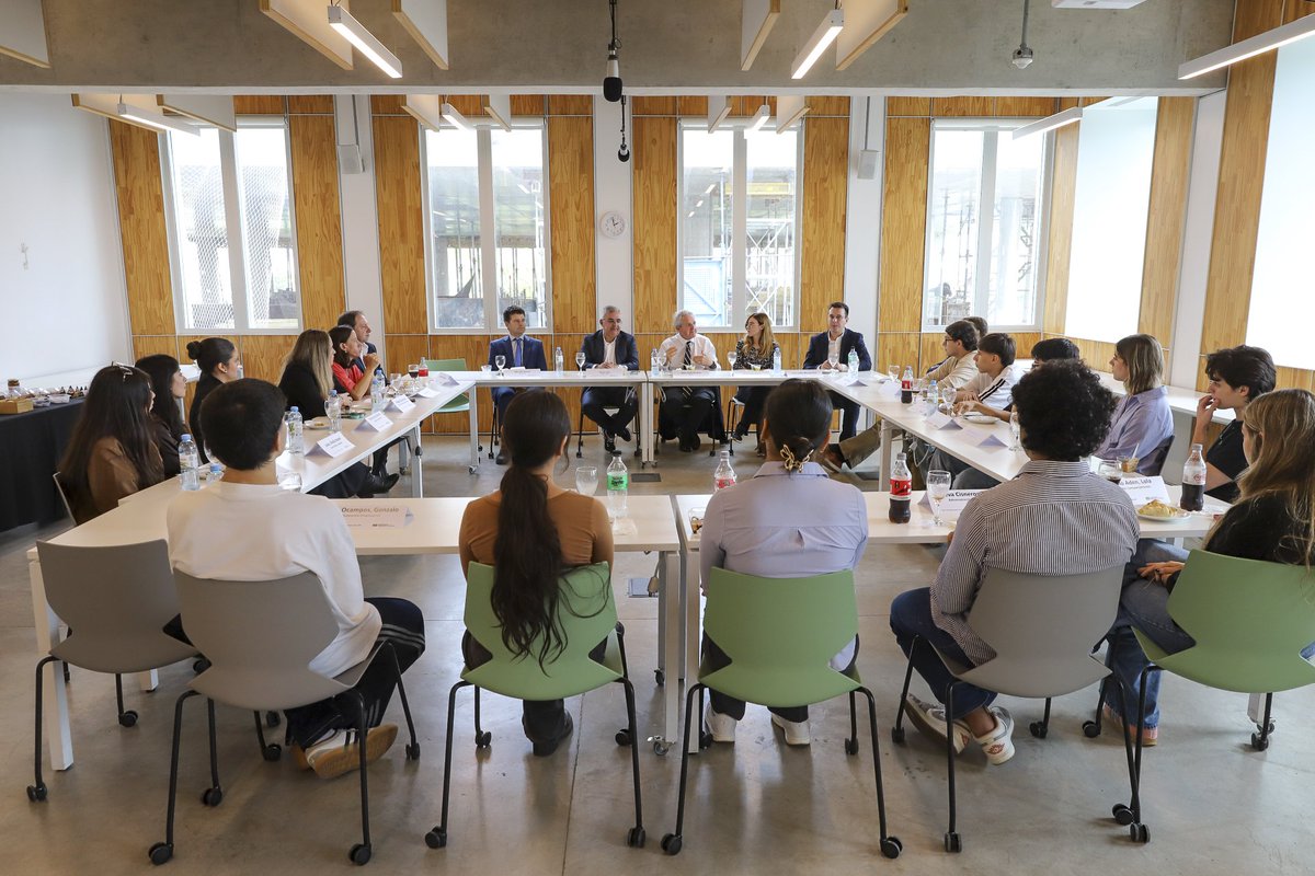 Universidad Torcuato Di Tella tweet media