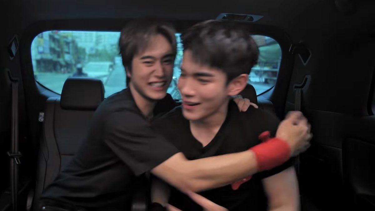 durga🪽 tweet media