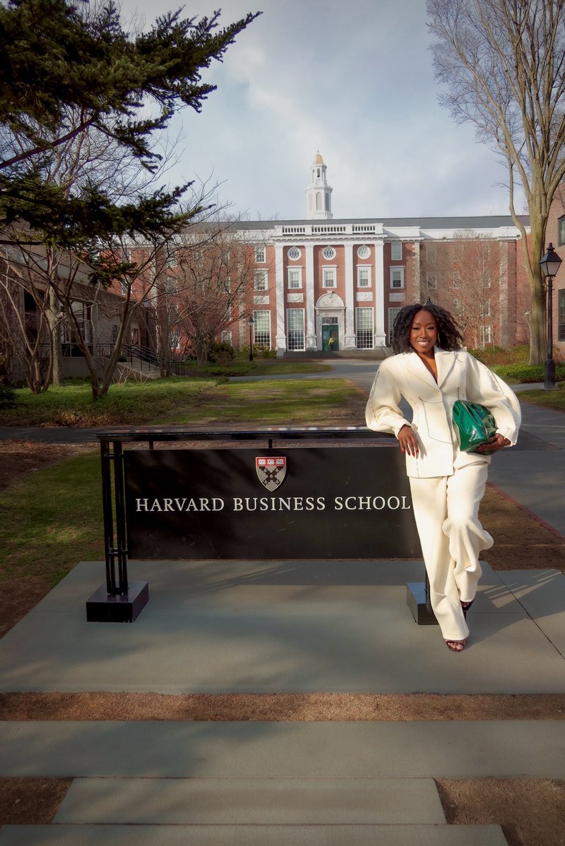 Beverly Naya tweet media