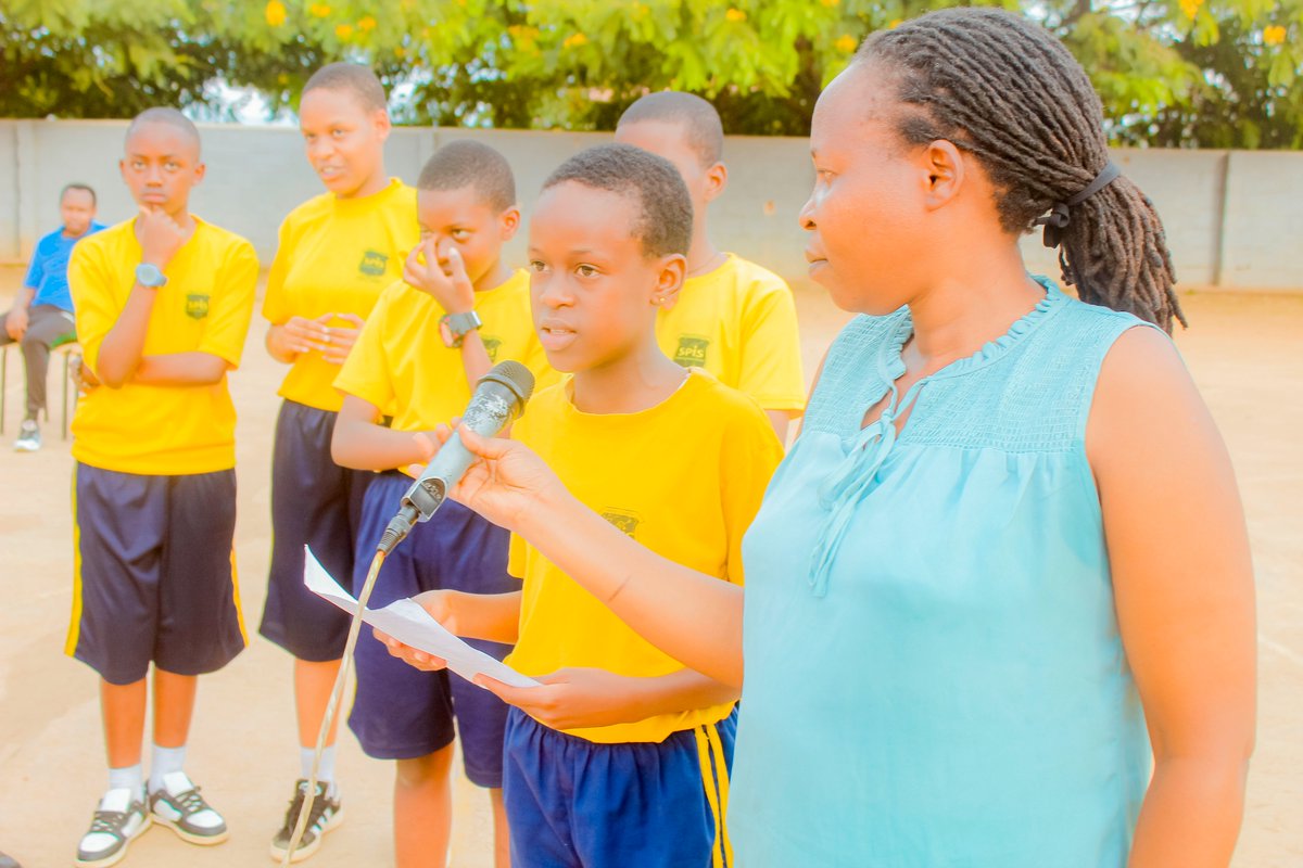 spis School tweet media