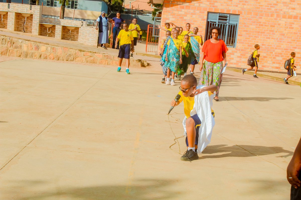 spis School tweet media