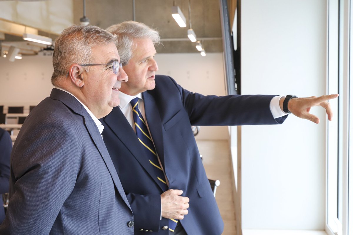 Universidad Torcuato Di Tella tweet media