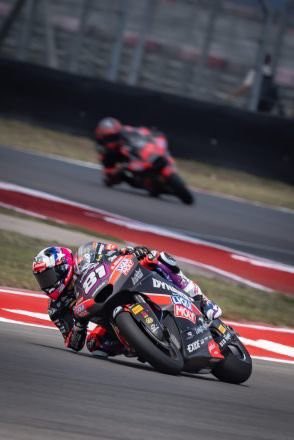live_advantage's tweet photo. #LIQUIMOLYDynavoltIntactGPTeam #Moto2@MotoGP
18ManuGonzalez
#81Sennaagius
#AdvantageDirectDriveRacingDisc
Sennaagius 1st place
The COTA Circuit of the Americas had quite rough track conditions this time.
They did a great job tackling such a difficult course. https://t.co/aV4nlhFXs3