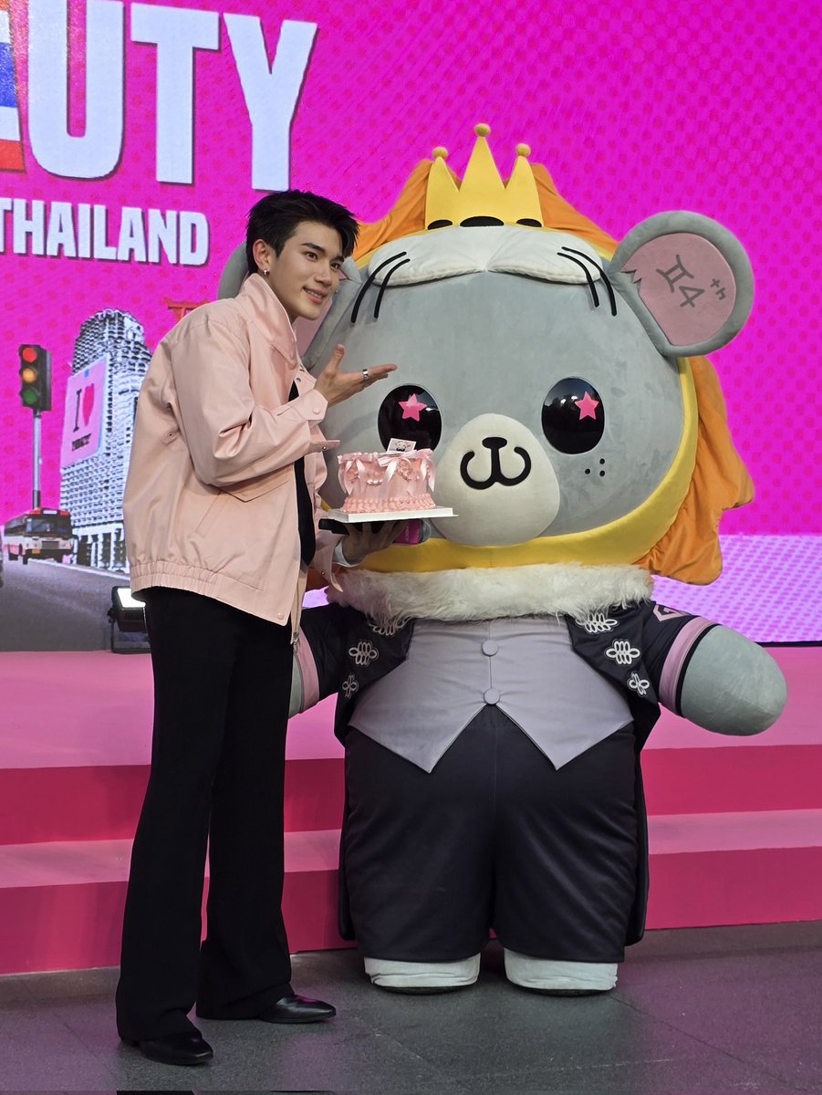 LOOK KHUNNOO tweet media