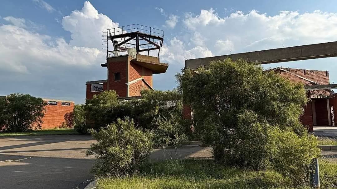 Commander!!! tweet media