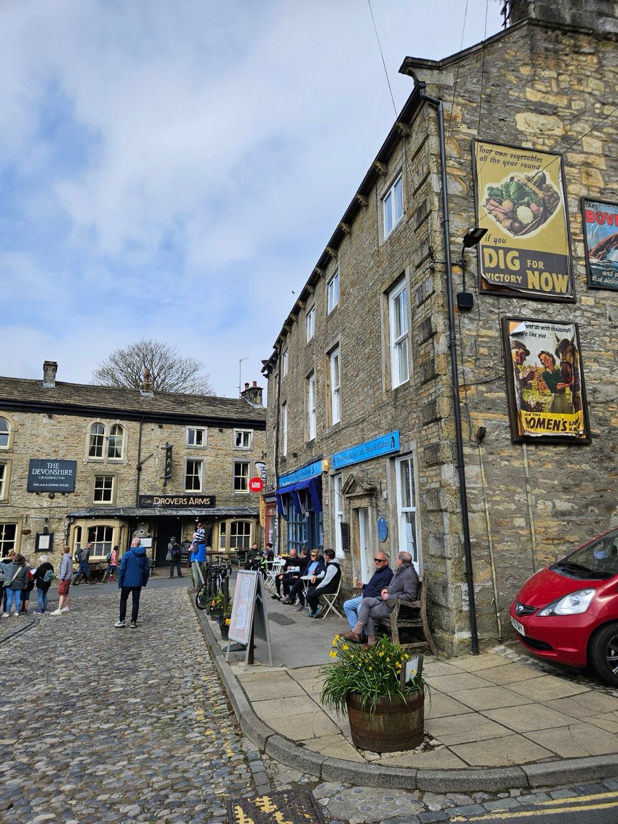 DalesBus tweet media