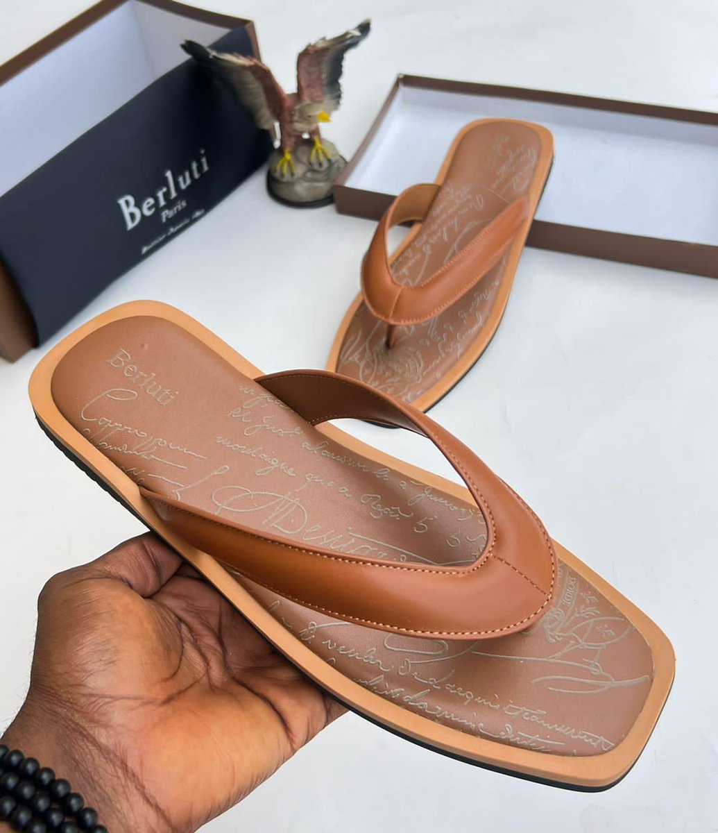 ebelemacdonald's tweet photo. Available berluti Pam size 40 to 46
45k 08066469864 what'sapp number https://t.co/FDafVEY0G5
