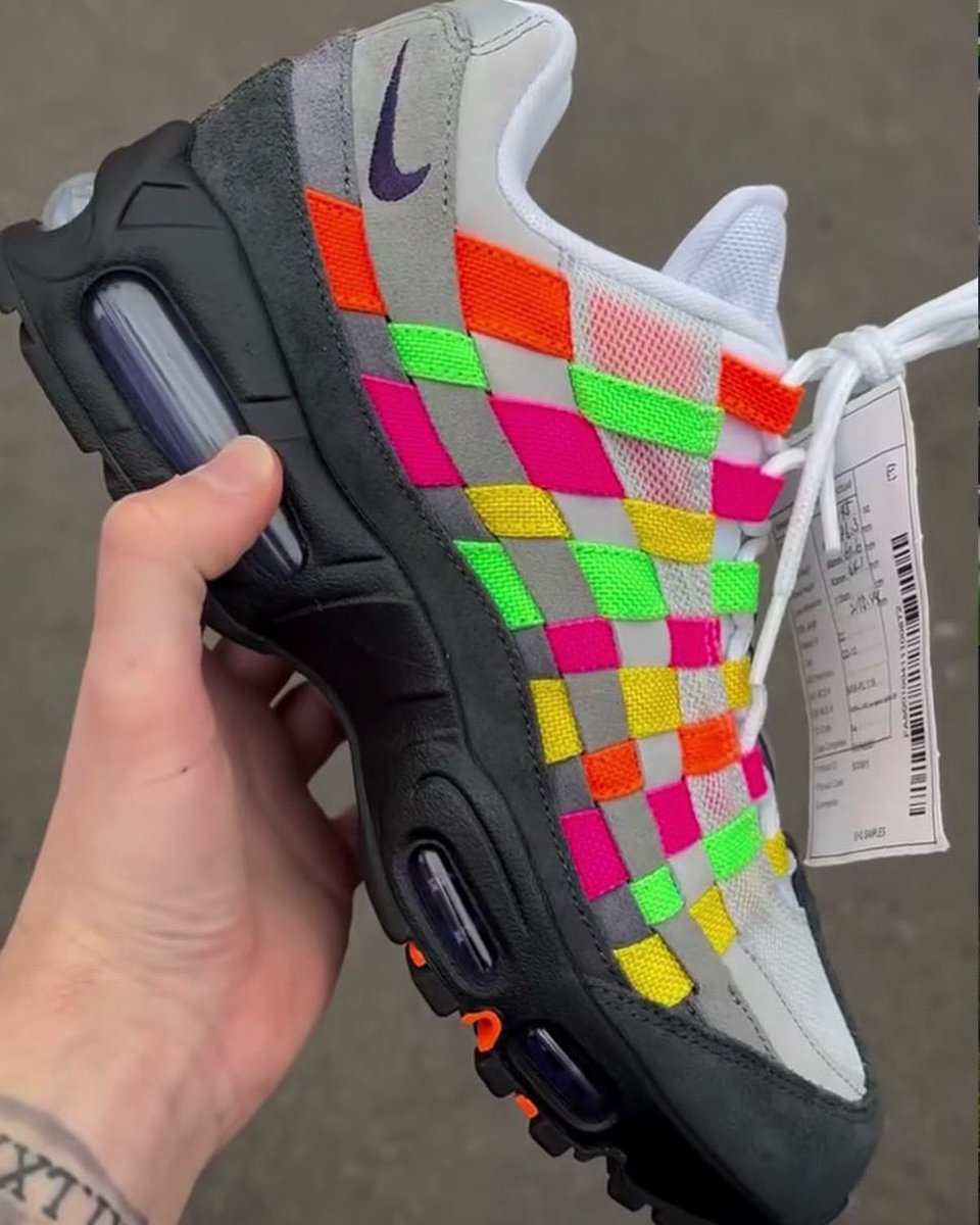 𝐔𝐏 𝐓𝐎 𝐃𝐀𝐓𝐄 tweet media