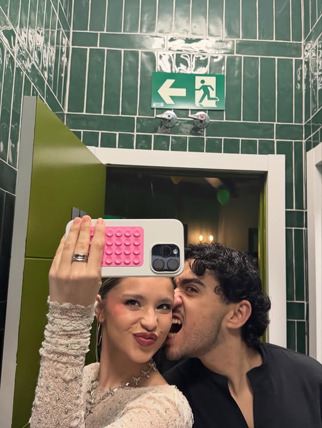 Pervinca 🐦 tweet media