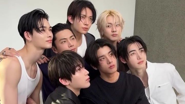 tori sevEN tweet media