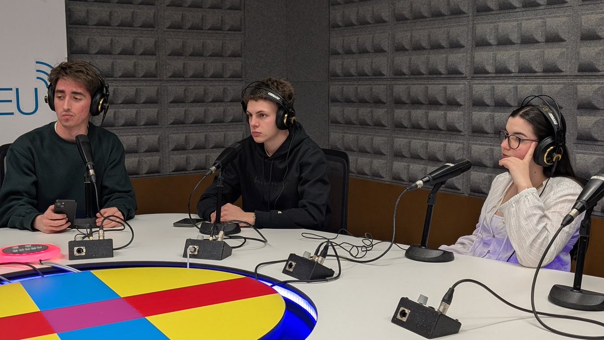 RadioCEU tweet media