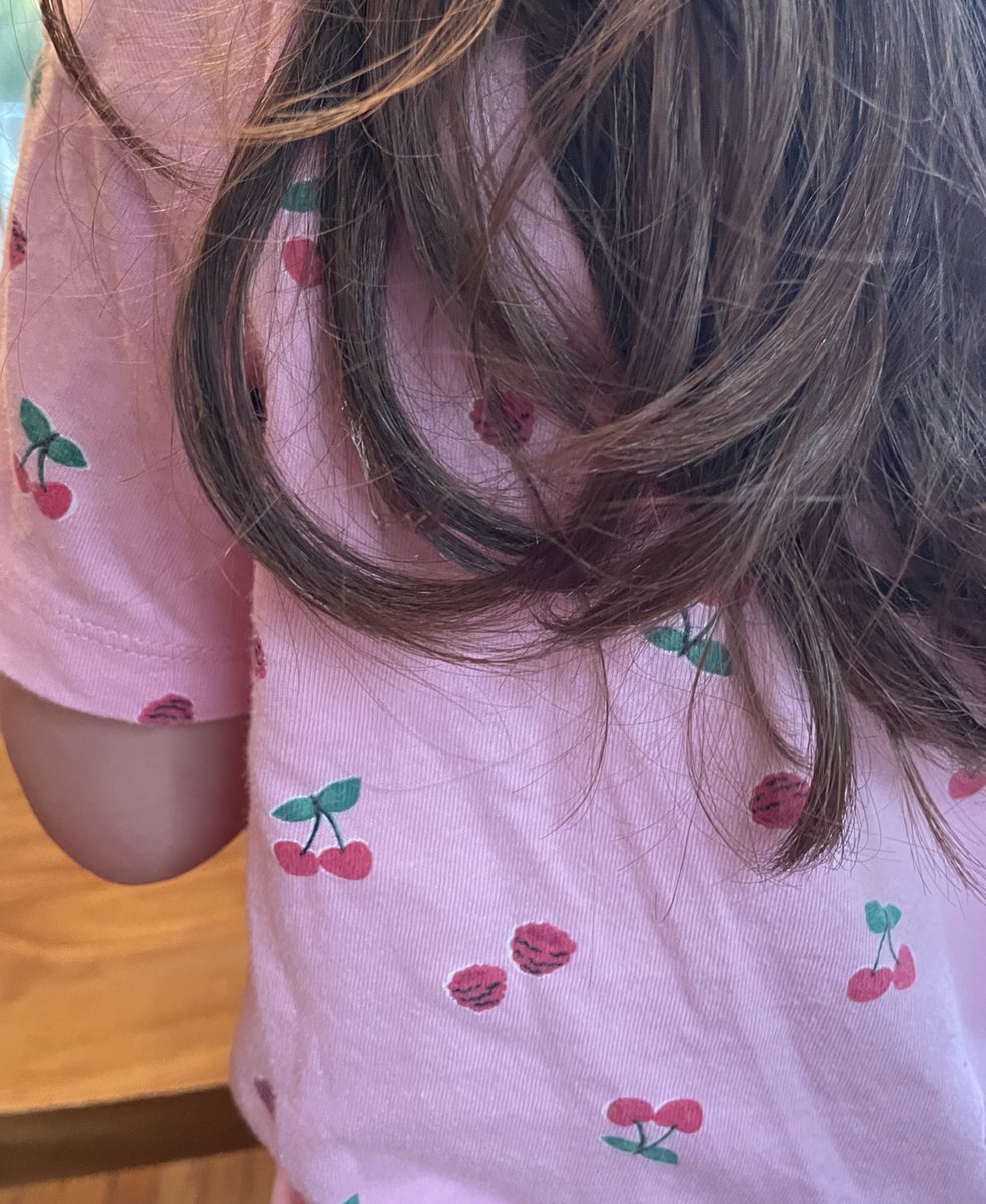 eli 🕯✨ tweet media