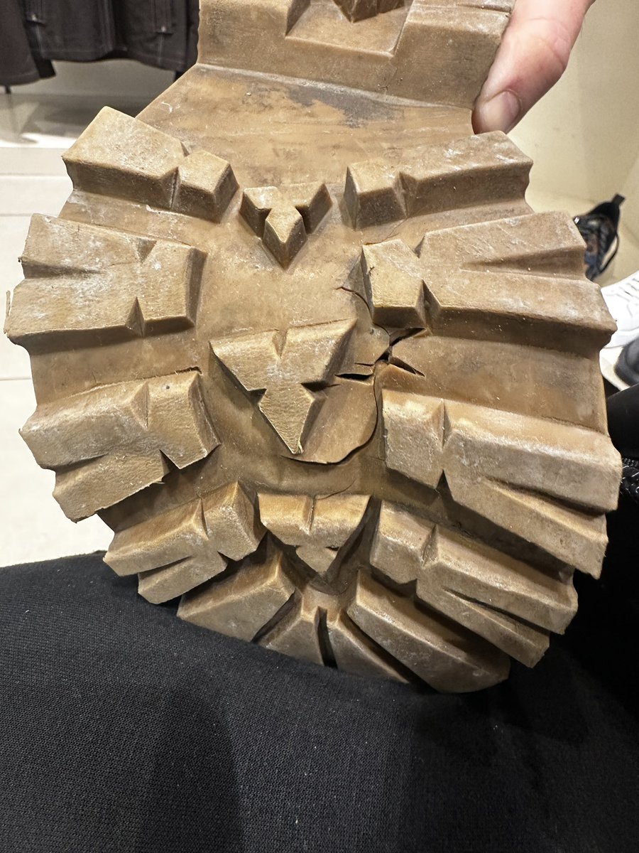 1907Bahçe tweet media