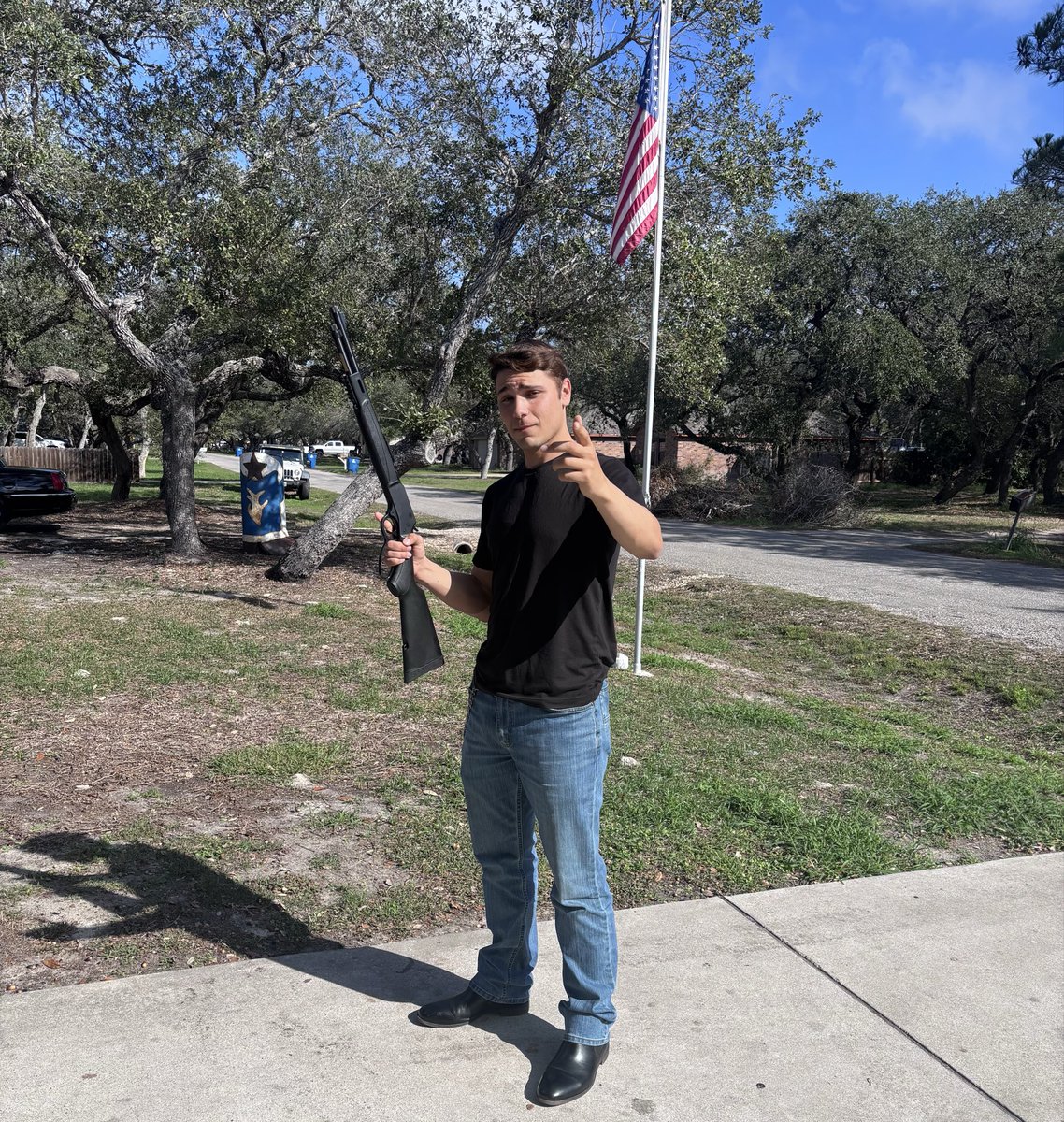 Brother Ivan tweet media