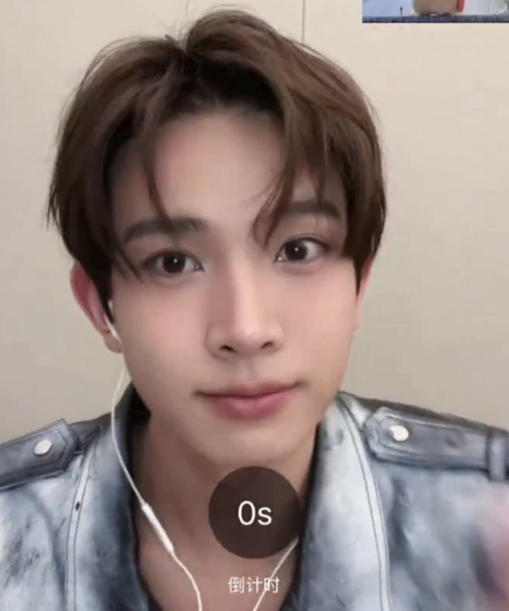 ¹⁰⁰⁹ tweet media